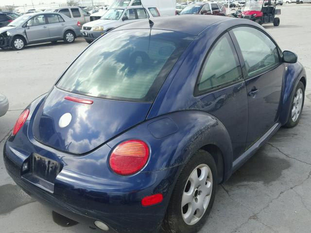3VWCP21C52M424042 - 2002 VOLKSWAGEN NEW BEETLE 蓝色 照片 4