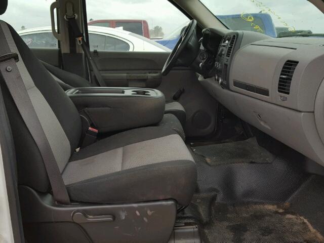 2GCEC13C881114823 - 2008 CHEVROLET SILVERADO WHITE photo 5