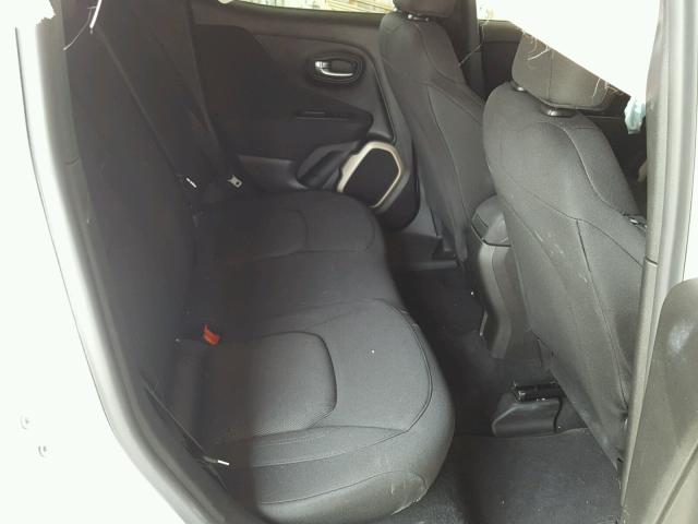 ZACCJAAB0HPE67568 - 2017 JEEP RENEGADE S თეთრი ფოტო 6