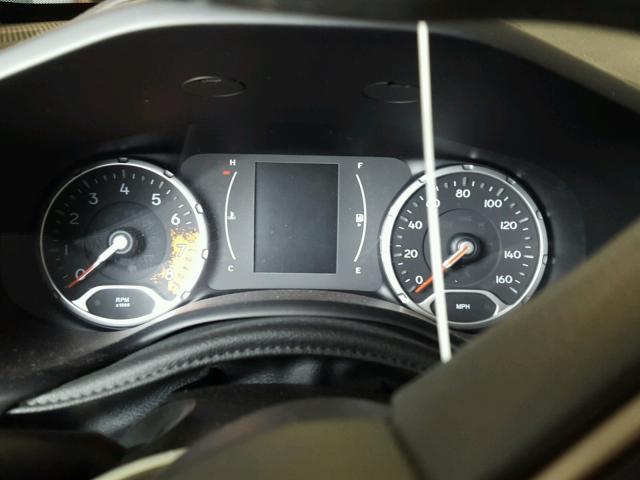 ZACCJAAB0HPE67568 - 2017 JEEP RENEGADE S თეთრი ფოტო 8