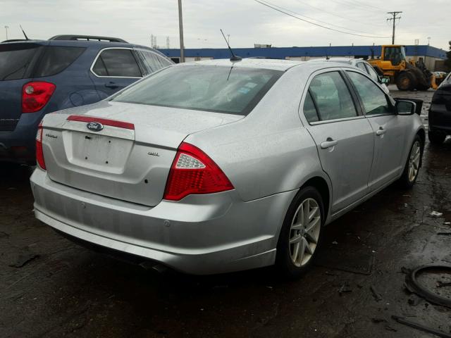 3FAHP0JA3BR209523 - 2011 FORD FUSION SEL SILVER photo 4