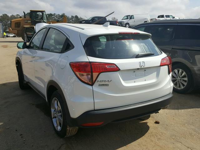 3CZRU5H37HM727310 - 2017 HONDA HR-V LX WHITE photo 3