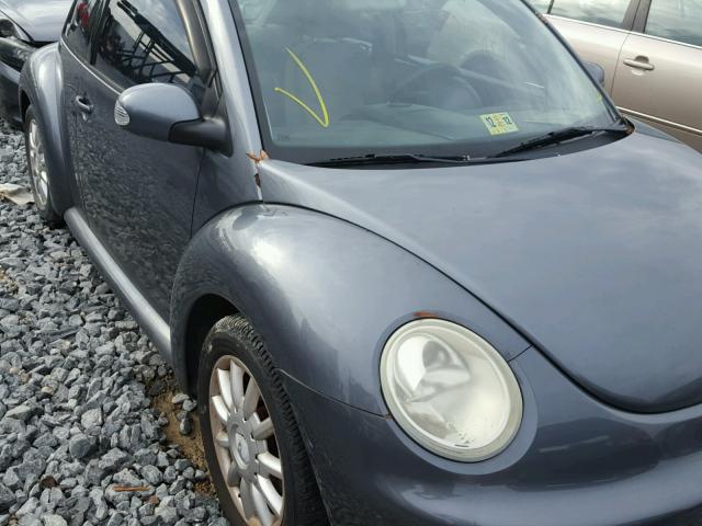 3VWCK31C74M409548 - 2004 VOLKSWAGEN NEW BEETLE 灰色 照片 9