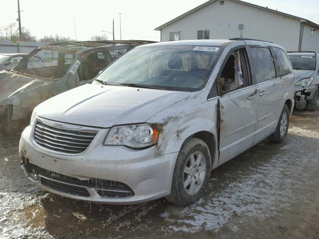 2C4RC1BG9CR150777 - 2012 CHRYSLER TOWN & COU SILVER photo 2