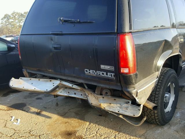 1GNEK13R6WJ356348 - 1998 CHEVROLET TAHOE K150 BLACK photo 9