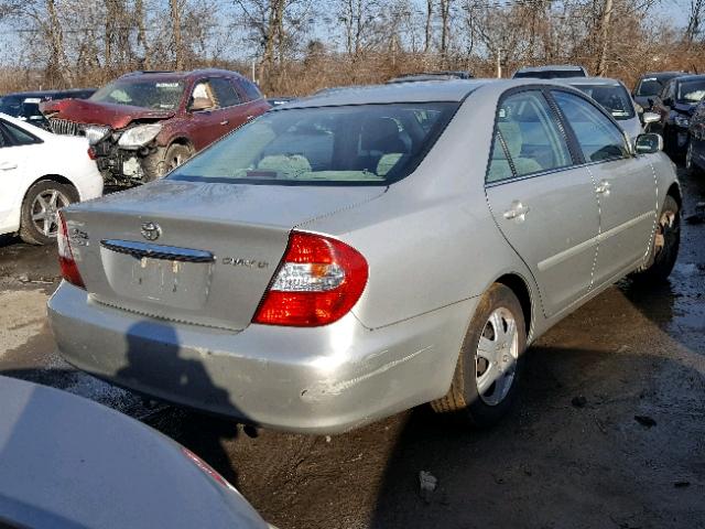 4T1BE32K94U799913 - 2004 TOYOTA CAMRY LE SILVER photo 4
