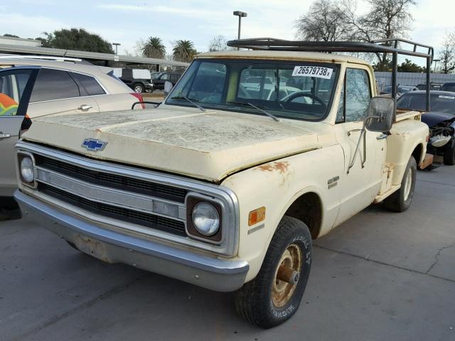 KE140Z171936 - 1970 CHEVROLET C10 YELLOW photo 2