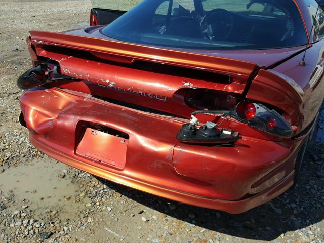 2G1FP22K322139842 - 2002 CHEVROLET CAMARO ORANGE photo 9