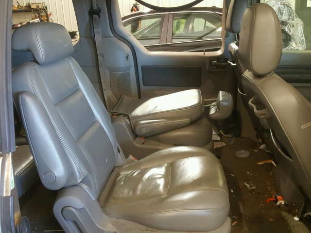 2FMDA58204BA46705 - 2004 FORD FREESTAR L GRAY photo 6