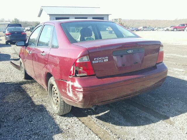 1FAHP34NX7W103638 - 2007 FORD FOCUS ZX4 RED photo 3