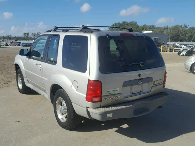 1FMYU60E92UD50627 - 2002 FORD EXPLORER S SILVER photo 3