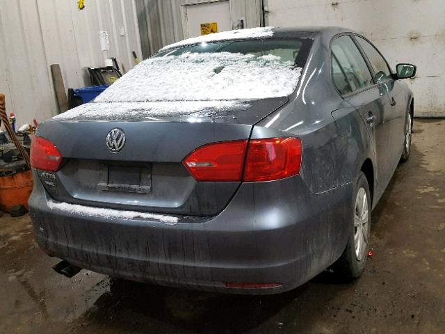 3VW2K7AJ7DM383275 - 2013 VOLKSWAGEN JETTA BASE ნაცრისფერი ფოტო 4
