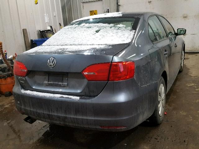 3VW2K7AJ7DM383275 - 2013 VOLKSWAGEN JETTA BASE GRAY photo 4