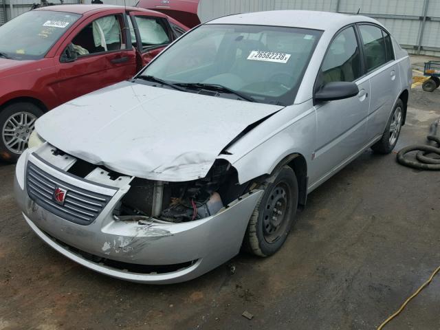 1G8AJ55F17Z107912 - 2007 SATURN ION LEVEL SILVER photo 2