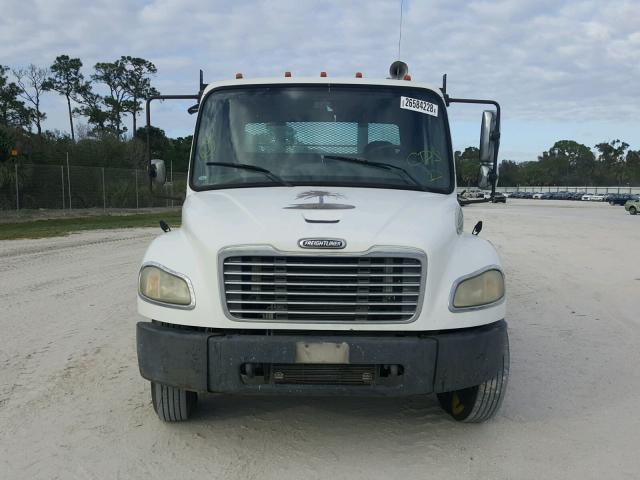 1FVACXCS85HU52860 - 2005 FREIGHTLINER M2 106 MED WHITE photo 9