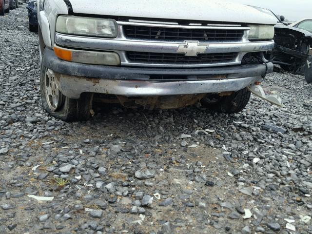 1GNEC16Z94J151340 - 2004 CHEVROLET SUBURBAN C TAN photo 9