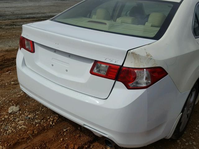 JH4CU26609C030862 - 2009 ACURA TSX WHITE photo 9