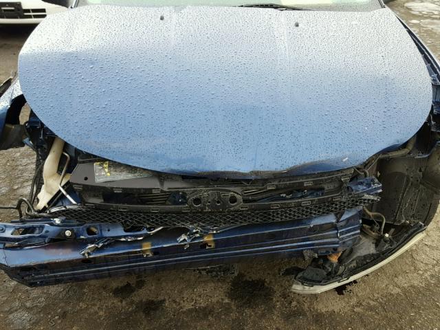 1FAHP35N28W109563 - 2008 FORD FOCUS SE BLUE photo 7