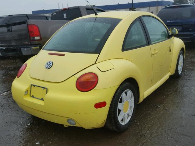 3VWCA21C0YM479346 - 2000 VOLKSWAGEN NEW BEETLE 黄色 照片 4