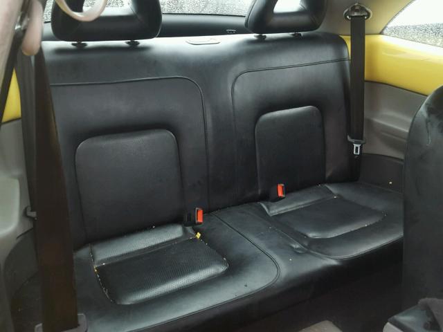 3VWCA21C0YM479346 - 2000 VOLKSWAGEN NEW BEETLE 黄色 照片 6