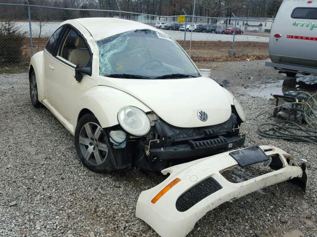 3VWPW31C17M518405 - 2007 VOLKSWAGEN NEW BEETLE CREAM photo 1