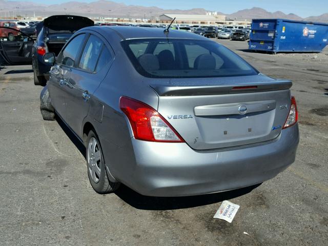 3N1CN7AP9DL870974 - 2013 NISSAN VERSA S GRAY photo 3