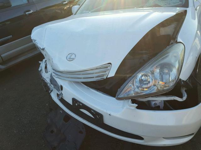 JTHBF30G925023139 - 2002 LEXUS ES 300 WHITE photo 7