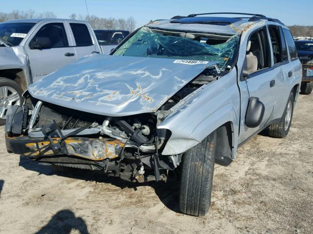 1GNDS13S772252350 - 2007 CHEVROLET TRAILBLAZE SILVER photo 2