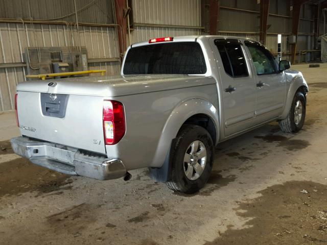 1N6AD0ERXBC440791 - 2011 NISSAN FRONTIER S SILVER photo 4