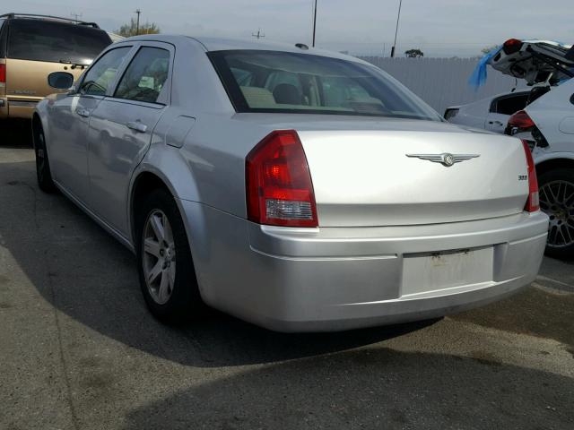 2C3KA43R47H715025 - 2007 CHRYSLER 300 SILVER photo 3