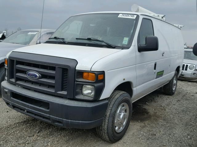 1FTNE2EL3ADA42999 - 2010 FORD ECONOLINE WHITE photo 2