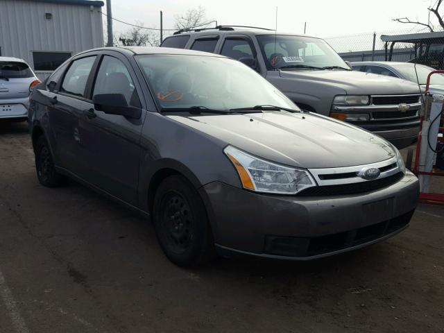 1FAHP34N79W198310 - 2009 FORD FOCUS S GRAY photo 1