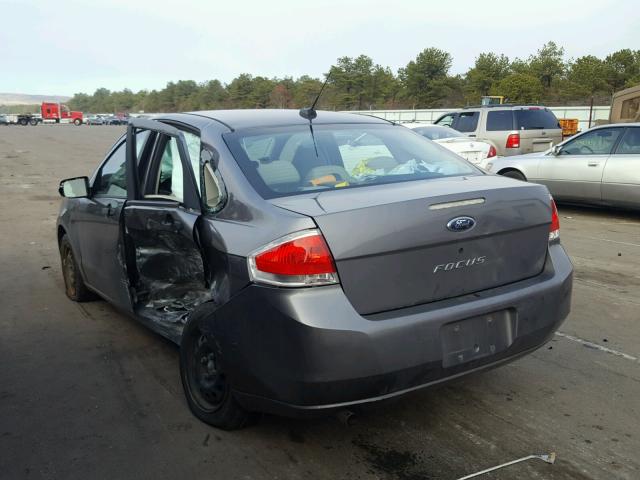 1FAHP34N79W198310 - 2009 FORD FOCUS S GRAY photo 3