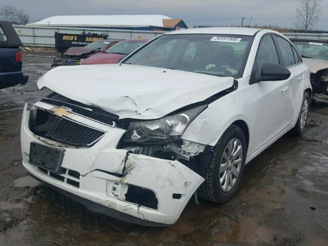 1G1PC5SH8B7199064 - 2011 CHEVROLET CRUZE LS WHITE photo 2