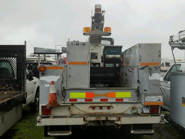 1FDMF70J4SVA20450 - 1995 FORD F700 WHITE photo 6