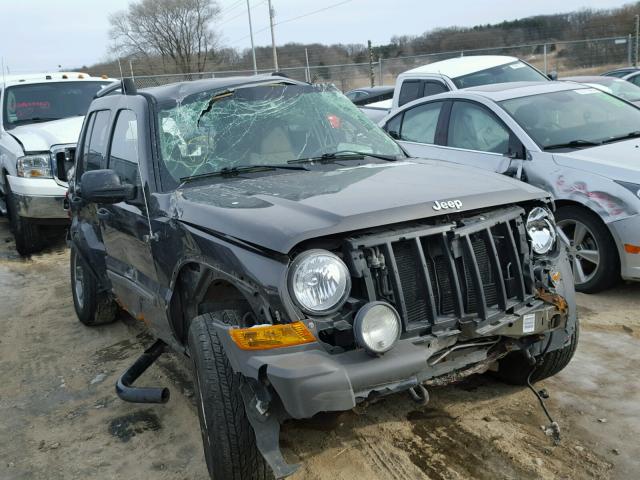 1J4GL38K15W727224 - 2005 JEEP LIBERTY RE BLACK photo 1