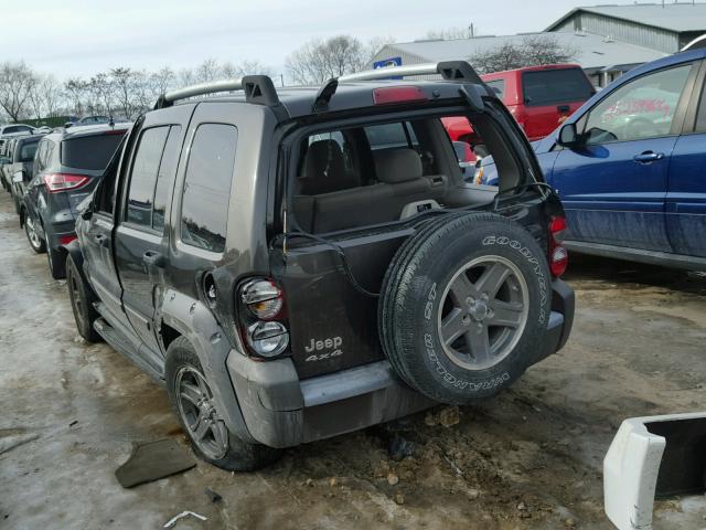 1J4GL38K15W727224 - 2005 JEEP LIBERTY RE BLACK photo 3