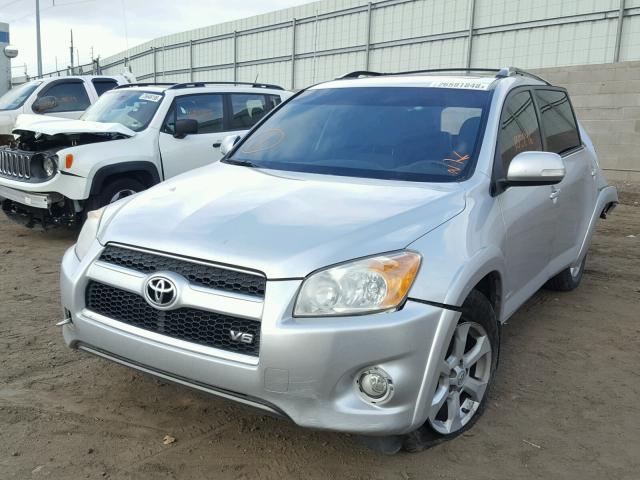 JTMBK31V09D005123 - 2009 TOYOTA RAV4 LIMIT SILVER photo 2