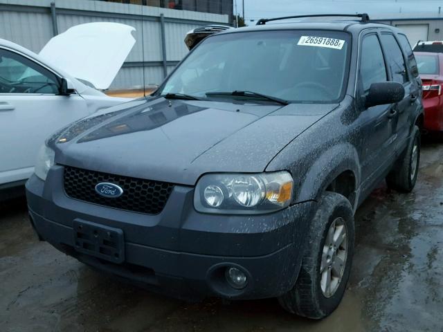 1FMYU93126KA22008 - 2006 FORD ESCAPE XLT GRAY photo 2