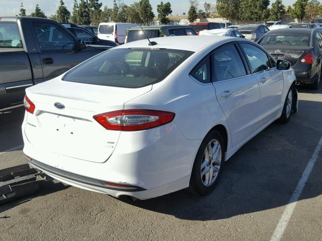 3FA6P0HD8ER317535 - 2014 FORD FUSION SE WHITE photo 4