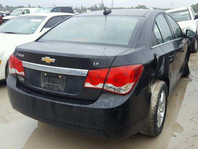 1G1PE5SBXG7148792 - 2016 CHEVROLET CRUZE LIMI BLACK photo 4