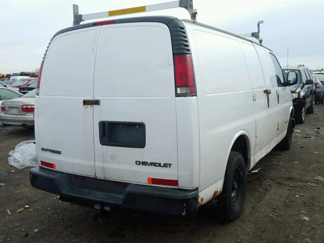 1GCEG15W6Y1148020 - 2000 CHEVROLET EXPRESS G1 WHITE photo 4