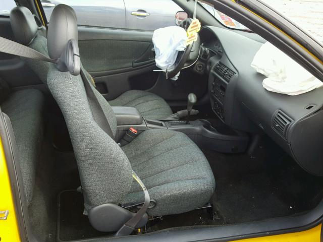 1G1JC12F047334750 - 2004 CHEVROLET CAVALIER YELLOW photo 5