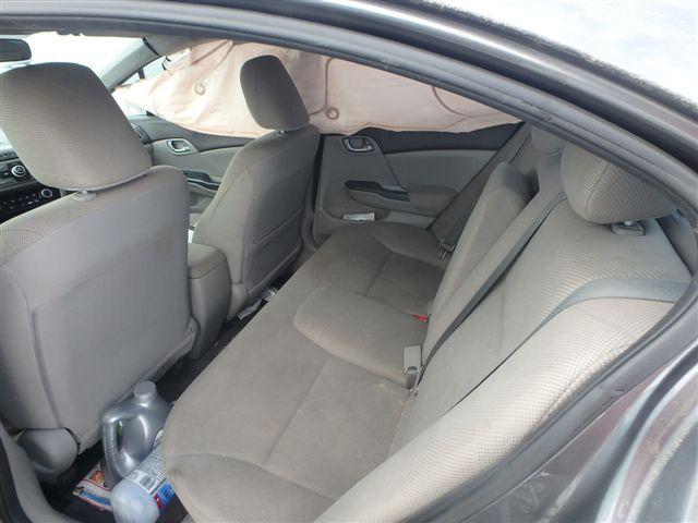 2HGFB2F40CH105066 - 2012 HONDA CIVIC LX GRAY photo 6