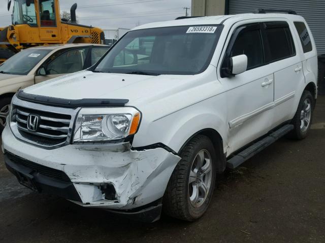 5FNYF4H4XCB003185 - 2012 HONDA PILOT EX WHITE photo 2