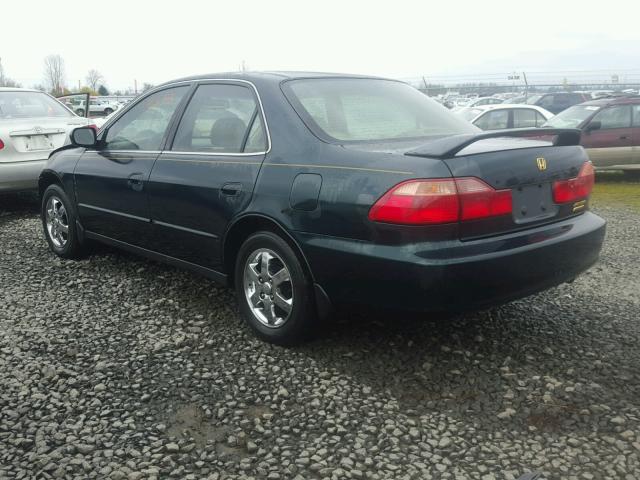 1HGCG5671YA075033 - 2000 HONDA ACCORD SE GREEN photo 3