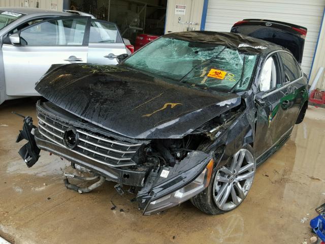 1VWDT7A3XHC055234 - 2017 VOLKSWAGEN PASSAT R-L BLACK photo 2