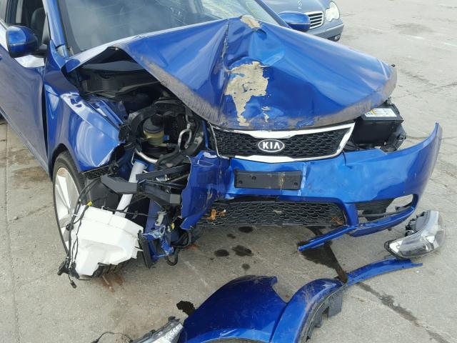 KNAFW5A39D5671381 - 2013 KIA FORTE SX BLUE photo 9