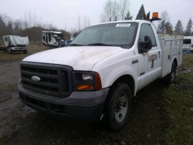 1FDWF30P45EA96485 - 2005 FORD F350 SRW S WHITE photo 2