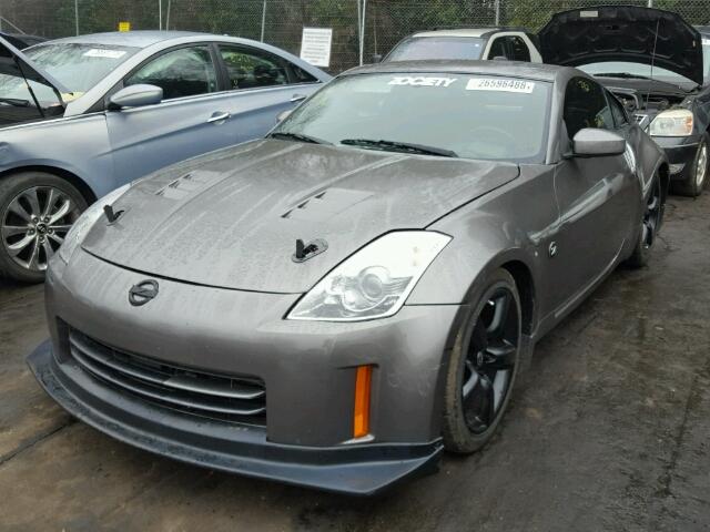 JN1BZ34DX8M702931 - 2008 NISSAN 350Z COUPE GRAY photo 2